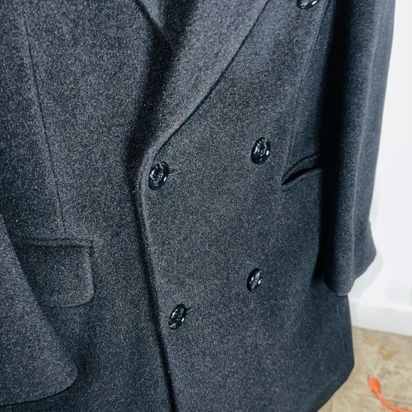 Executive Double Breasted Wool Overcoat w/Front Breast Pocket. - Picture 7 of 8